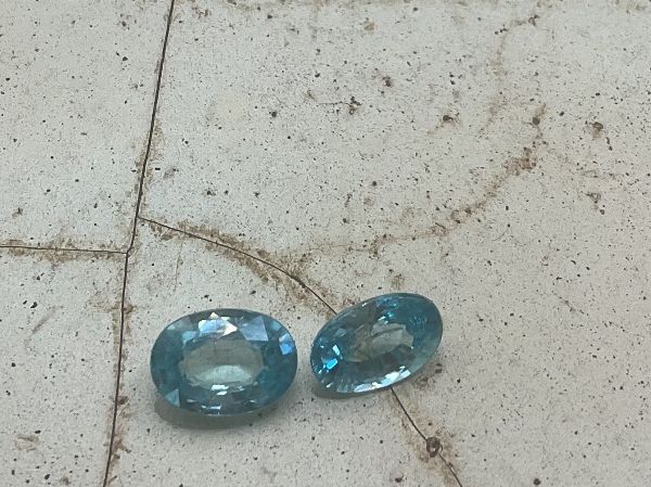Pietre preziose: Zirkone 2 Stück, zusammen 2.3ct – Nuovo (secondo la descrizione) da luzern venduto da Alpendorf1 3
