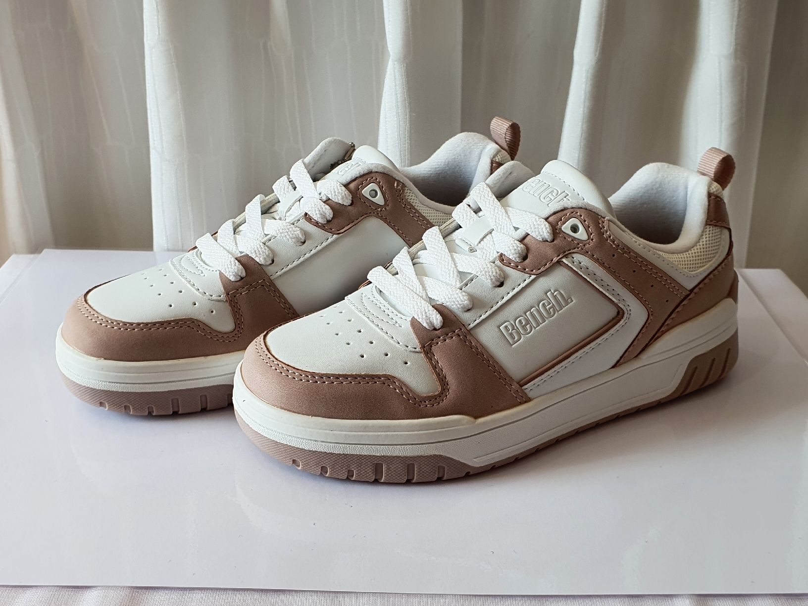 Bench Schuhe für Mädchen: Gr. 36 - Bench. Sneaker, Neu – Neu und originalverpackt aus Nürensdorf von SunshineKinderschuhe