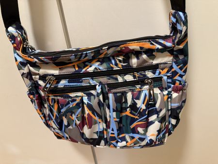 Sac à bandoulière pratique, multicolore, neuf!