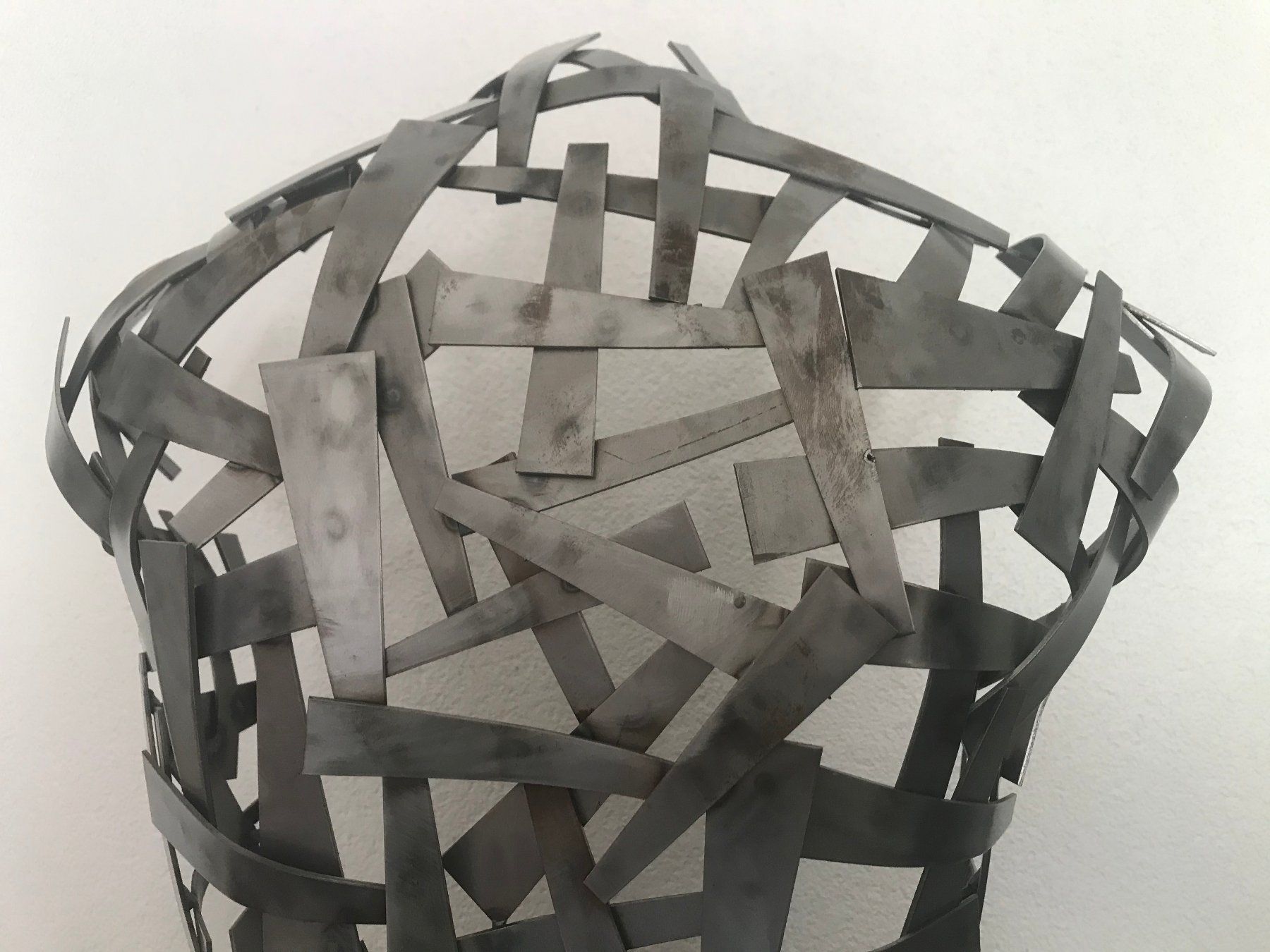 Sculture & Statue: Eisenskulptur Kunstobjekt Torso Rücken – Usato da Unterkulm venduto da esco 2