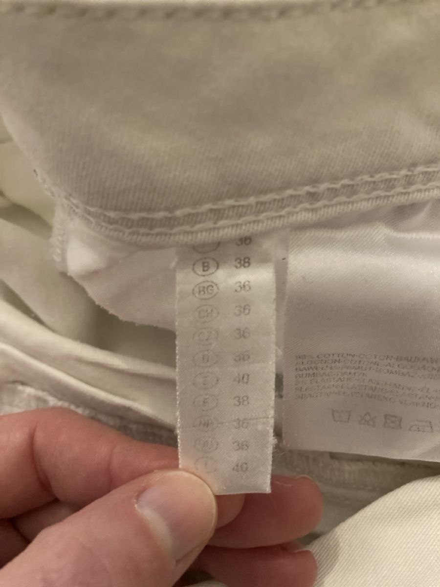 C&A Pantaloni: Weiße Hose – Usato da Urtenen-Schönbühl venduto da alessibas 4