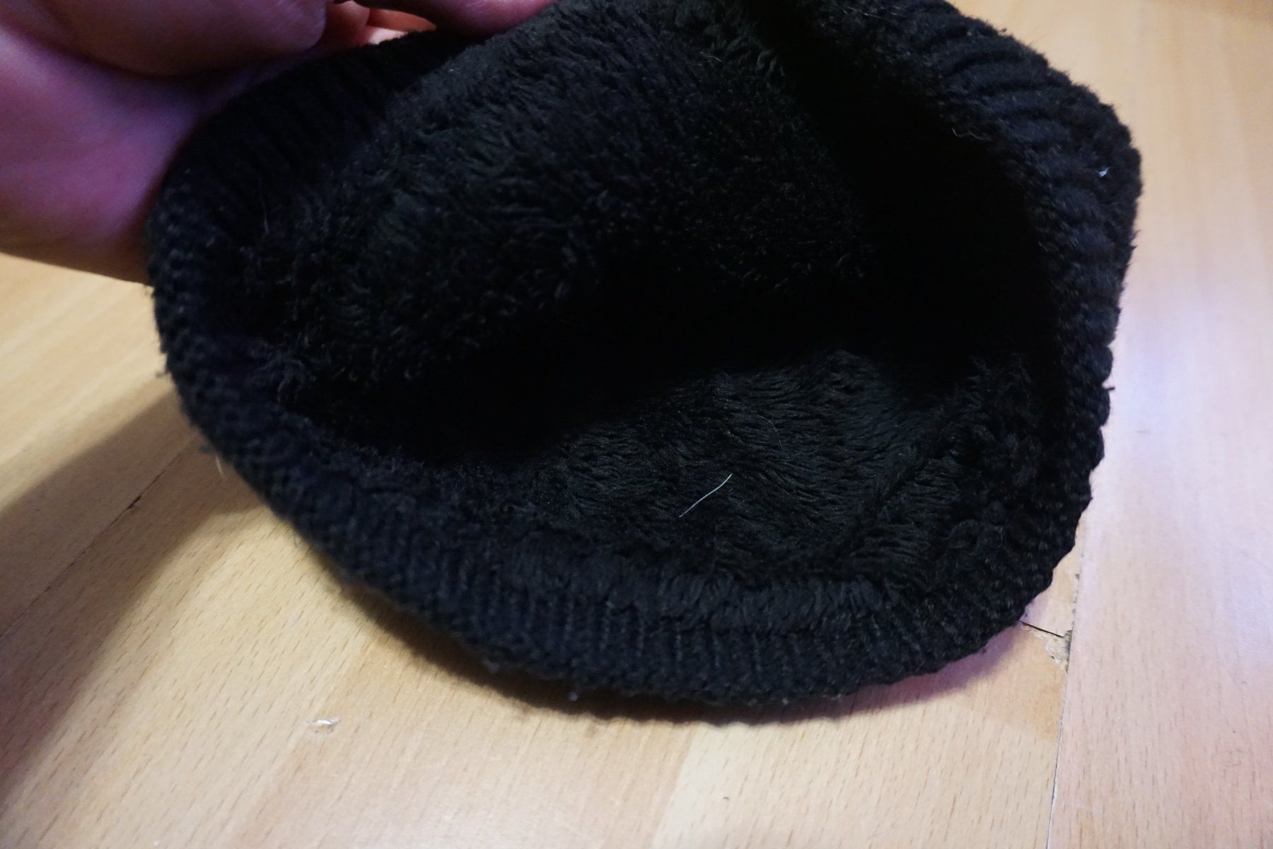 Chapeaux, bonnets & casquettes: Warme, gefütterte Wintermütze, – D'occasion à Zürich par einalemjena 2