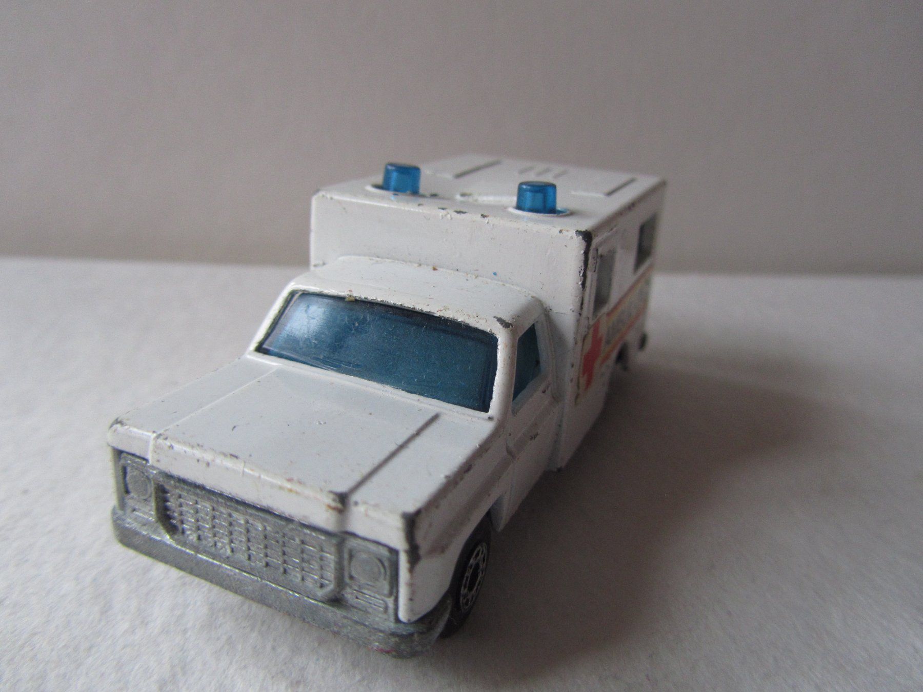 Matchbox Voitures modèles: Ambulance, Matchbox Superfast, Nr. 41C – D'occasion à Weiningen ZH par dietsch57 1