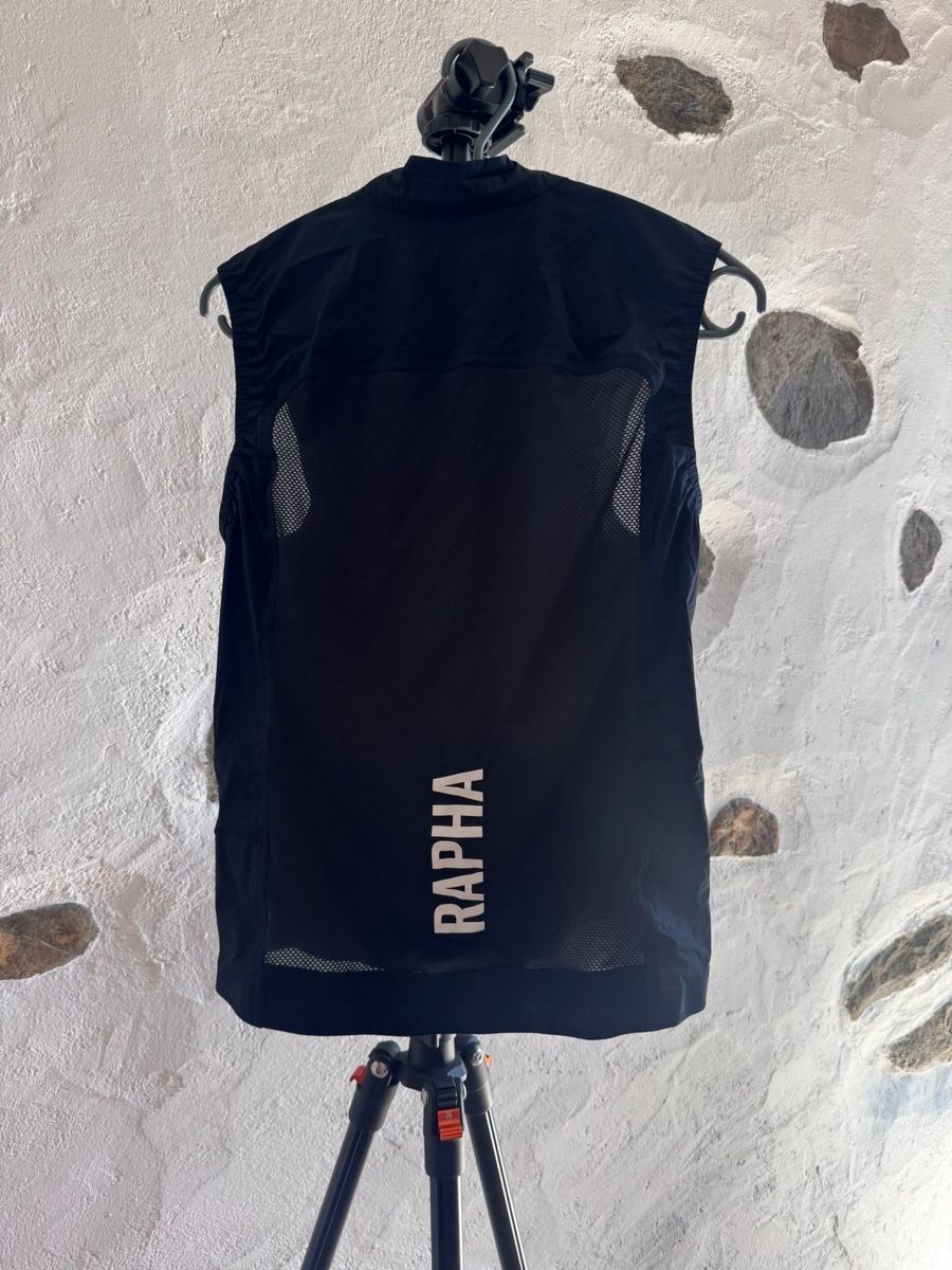 Rapha Gilet & Giacche: RAPHA MEN'S PRO TEAM LIGHTWEIGHT GILET M – Usato da Etoy venduto da mau_677p 1