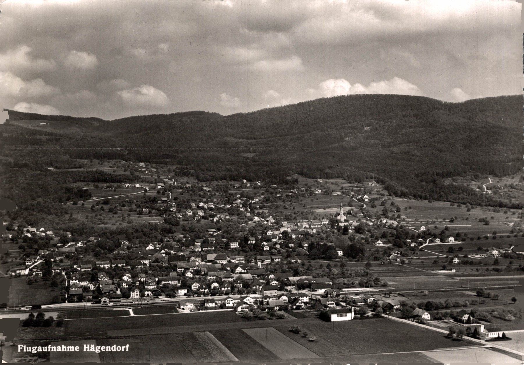 Cartes postales: Flugaufnahme Hägendorf – D'occasion à Bronschhofen par Astore