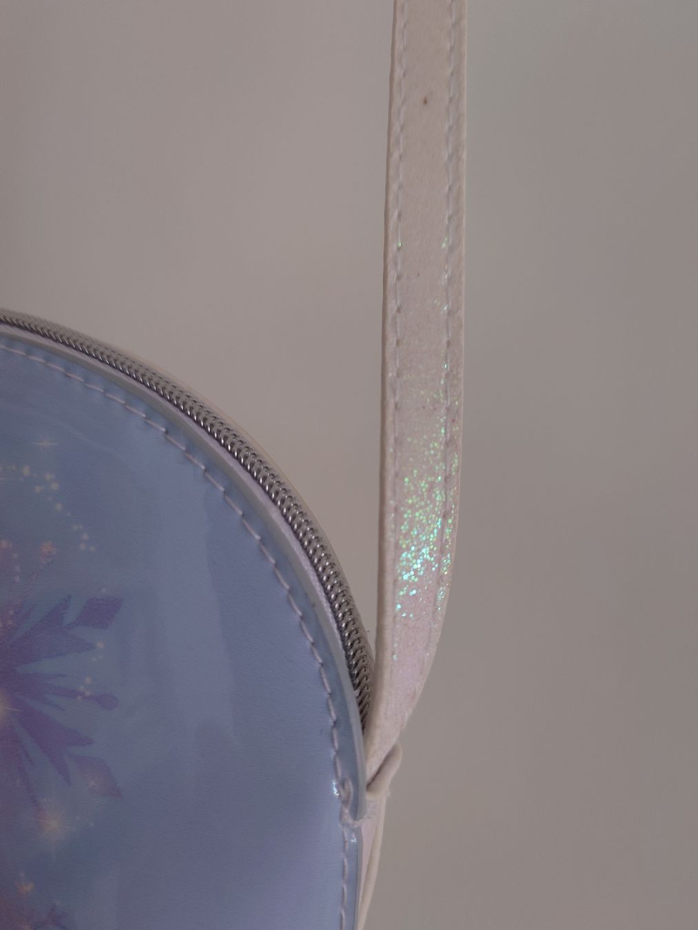 Borse & Zaini: Kinder Tasche Elsa "Frozen - Die Eiskönigin" – Nuovo (secondo la descrizione) da Uster venduto da snowy_6 1
