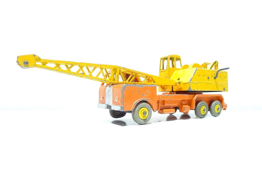 Dinky Toys GB n° 972 camion 20T Lorry Mounted Crane grue en