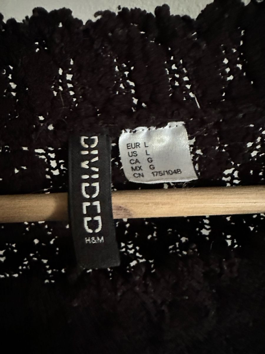 H&M Maglioni & Felpe: Schwarzer Strickpullover von H&M Grösse L – Usato da Winterthur venduto da PerduBoy 2