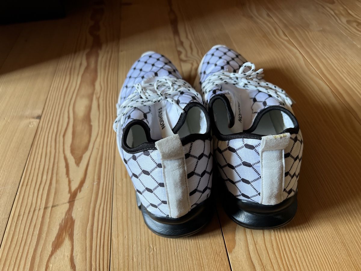Scarpe da uomo: Turnschuh Gr.44 – Usato da Reigoldswil venduto da Gora5 1