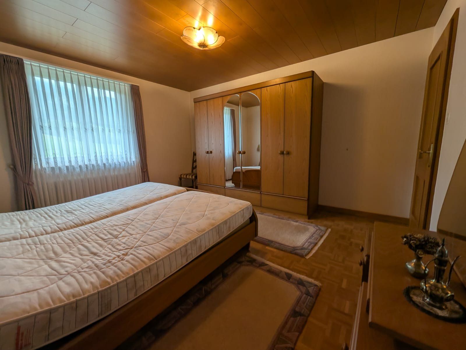 Schlafzimmer komplett, Top Zustand! (Gebraucht) in Welschenrohr für CHF 1 – nur Abholung auf Ricardo kaufen