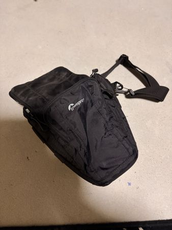 Lowepro Kameratasche schwarz guter Zustand gebraucht