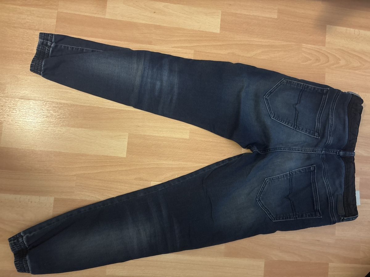 Diesel Pantalons: Jeans jogger homme taille M bleu – Neuf (Voir description) à Oberwil BL par ian_b5dz 1