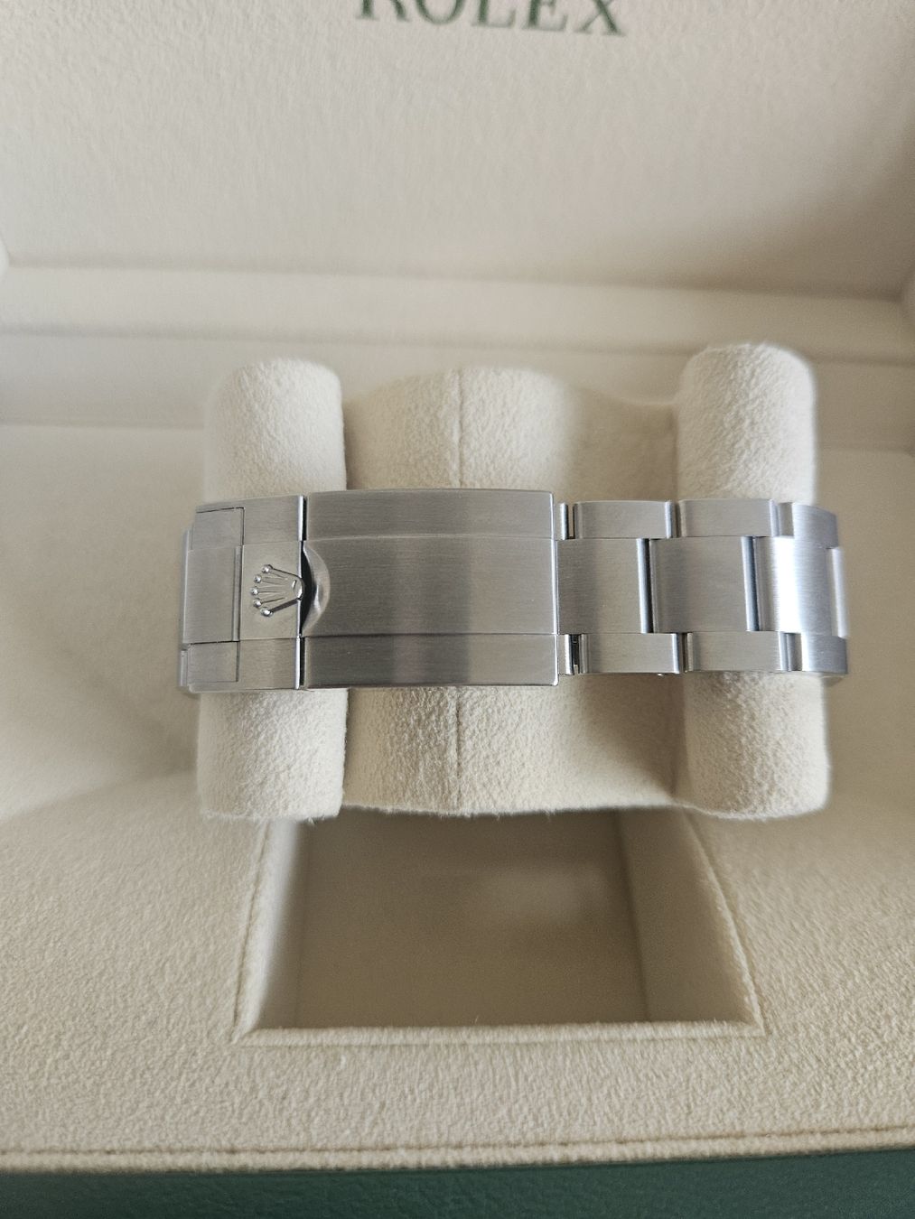 Rolex Uhren: Roley Explorer II 226570 ungetragen – Neu (gemäss Beschreibung) aus Niederhasli von swisslos 2