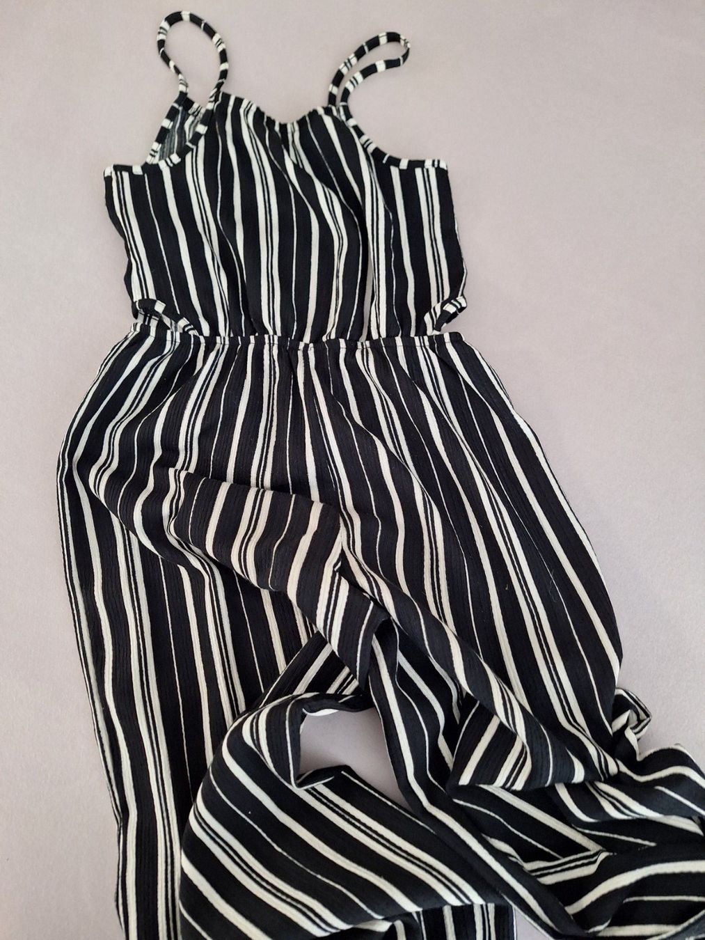 C&A Tute: Superlässiger Jump-Suit – Usato da Cham venduto da Fiftyfive 1