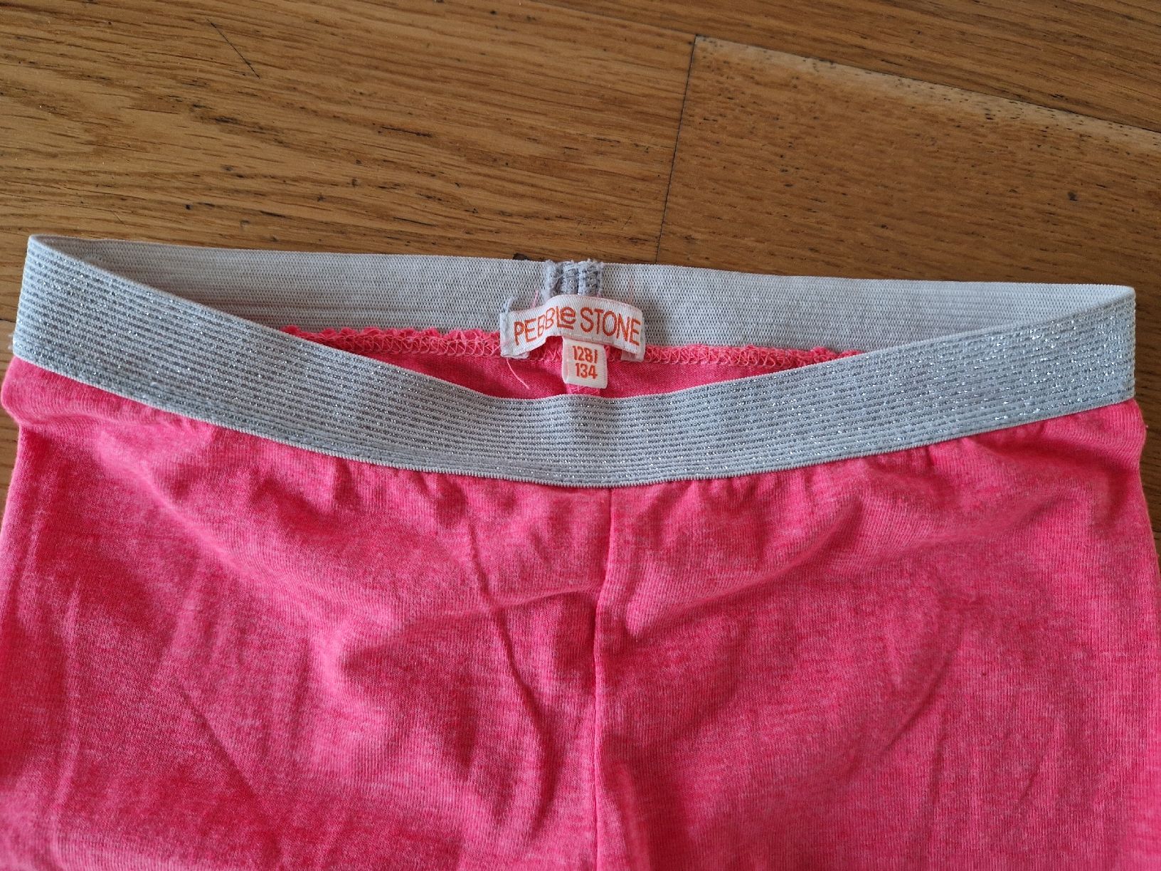 Strümpfe & Strumpfhosen: Pinkige lange Leggins – Gebraucht aus Bern von hirse03 1