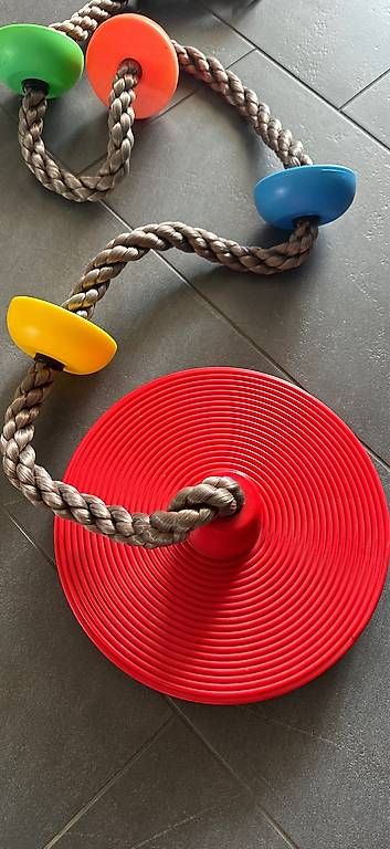 Autre balançoires de jardin: Schaukelseil mit Sitzscheibe & Griffen – D'occasion à Berg SG par ACDS 1