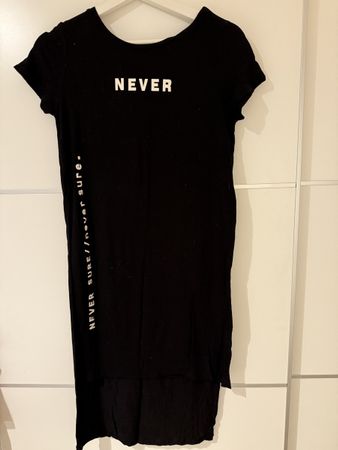 Langes T-Shirt