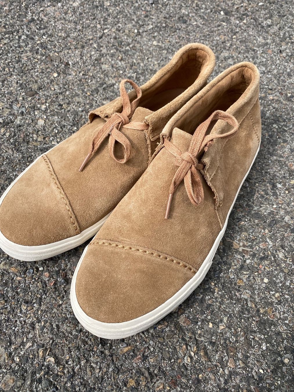 Toms Scarpe da uomo: Toms Hommes Taille 42 – Nuovo e nell'imballaggio originale da Orbe venduto da D-stockFactory-Orbe