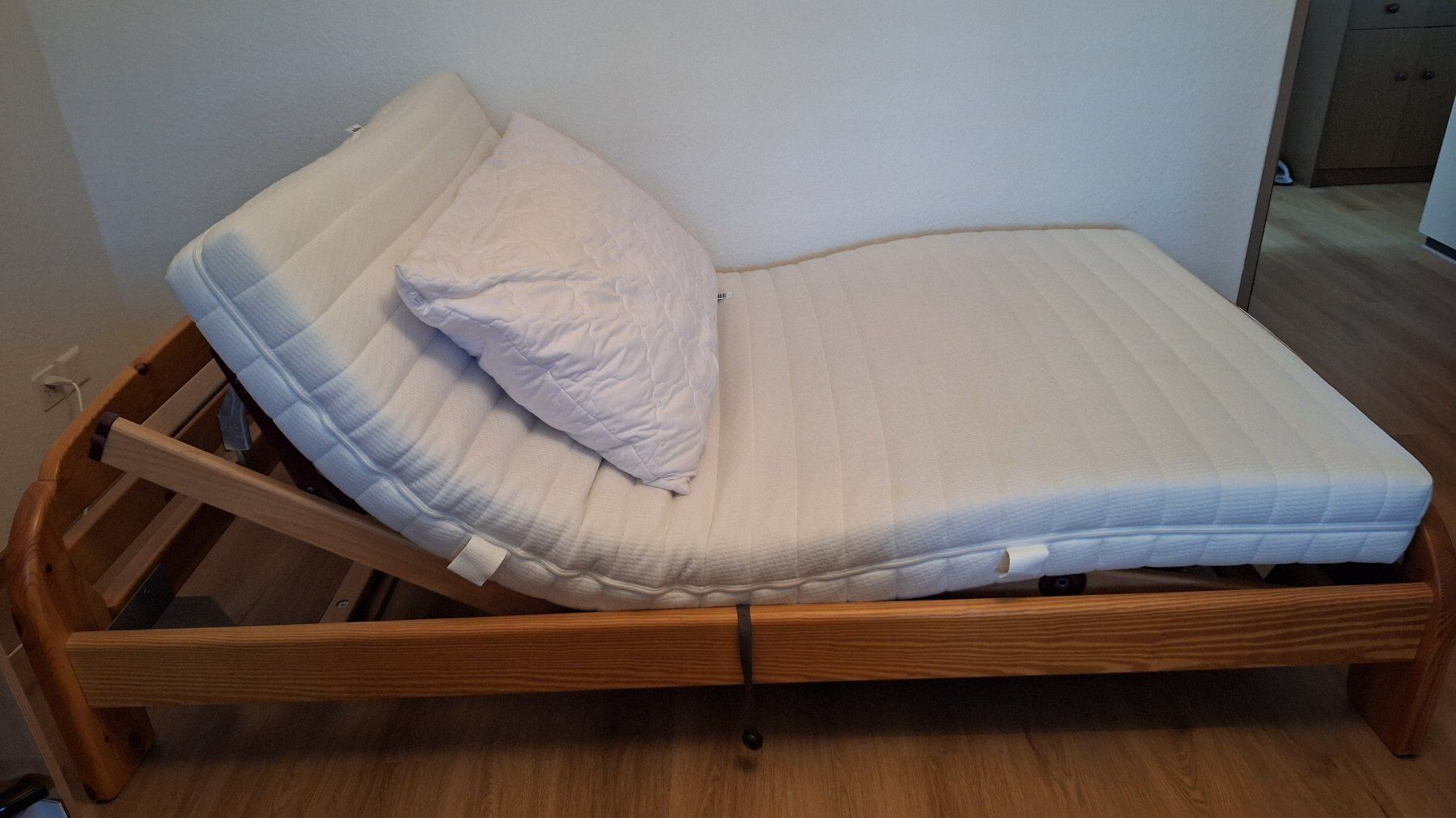 Betten: Bett inkl. Matratze und Lattenrost – Gebraucht aus Bubikon von alexa43 3