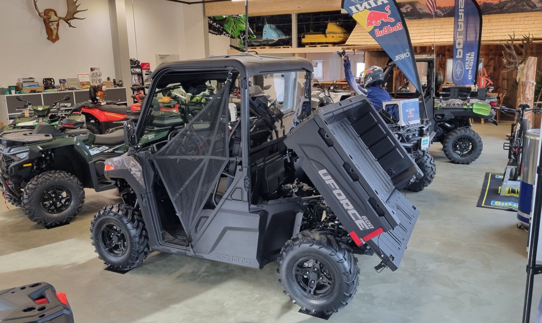 Cf Moto ATV / Quad: CF Moto UForce 4x4 600EFI – Nuovo (secondo la descrizione) da Trimmis venduto da 0004 1