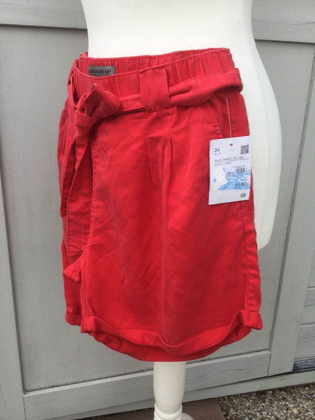 C&A Pantaloni: Short/Bermuda rouge CLOCKHOUSE new – Nuovo e nell'imballaggio originale da Agiez venduto da chouchanelle 3