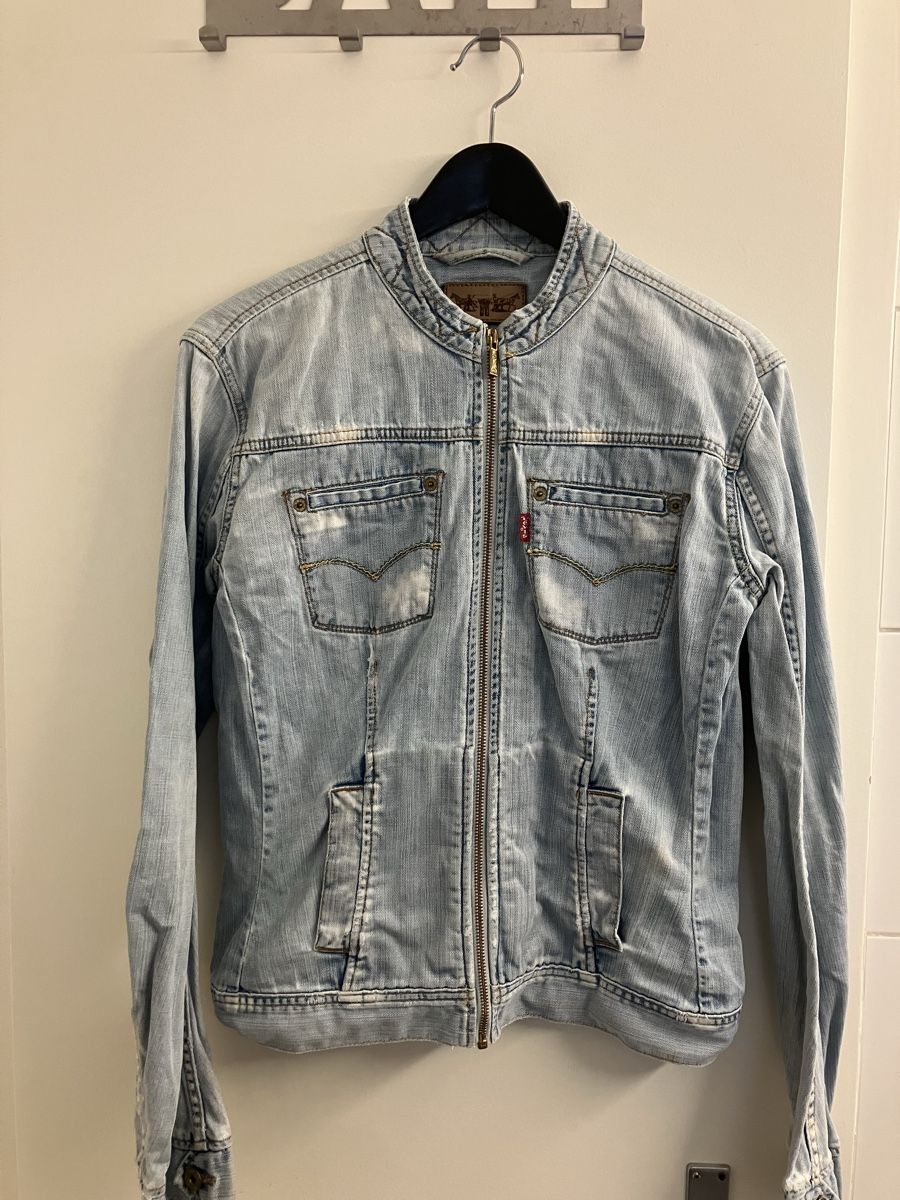 Levi's Giacche: Levi’s Jeansjacke – Usato da Baden venduto da Kolumba