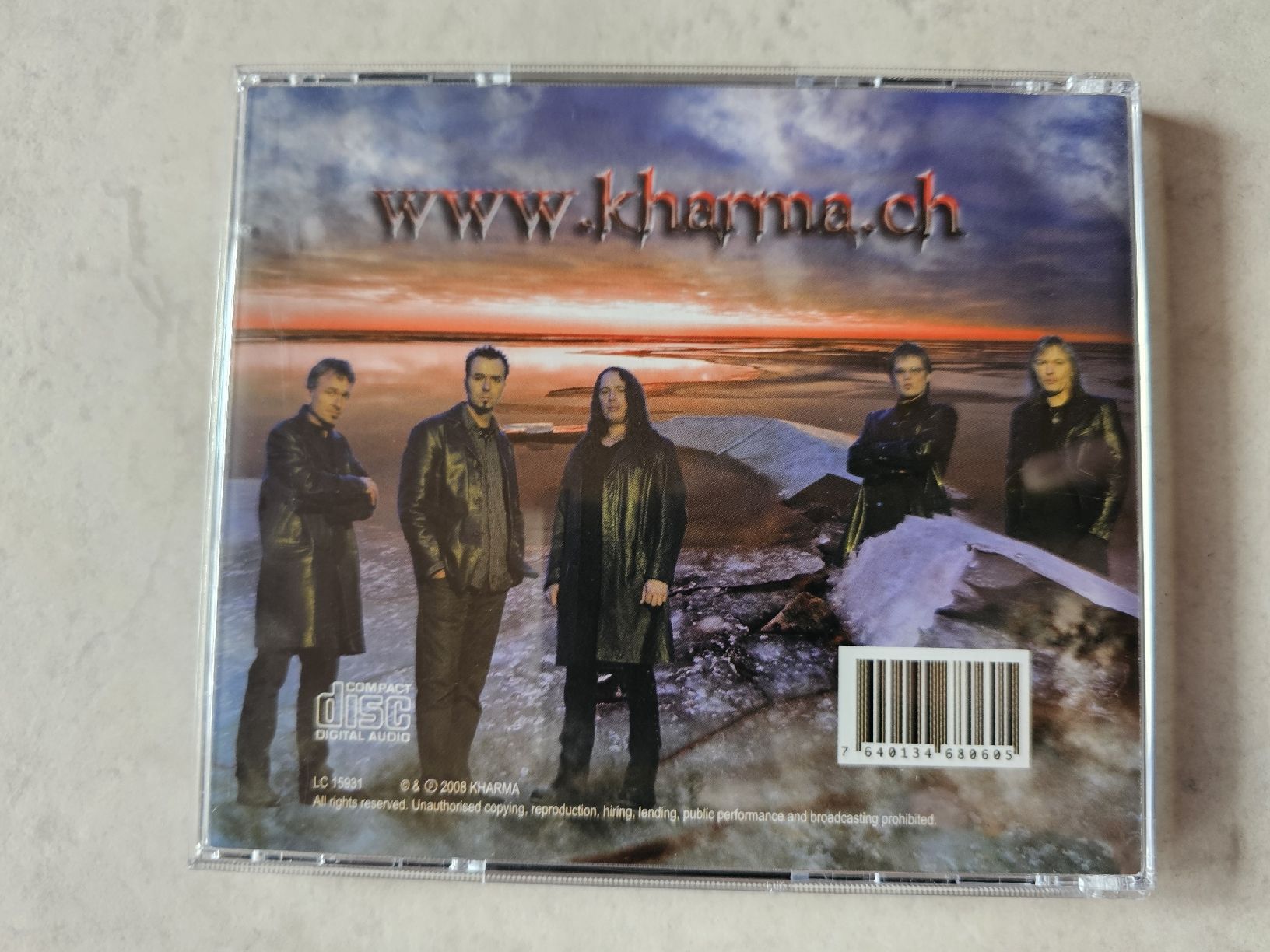CDs: Kharma  -  Between The Lines – Gebraucht aus Schneisingen von backstore24 1
