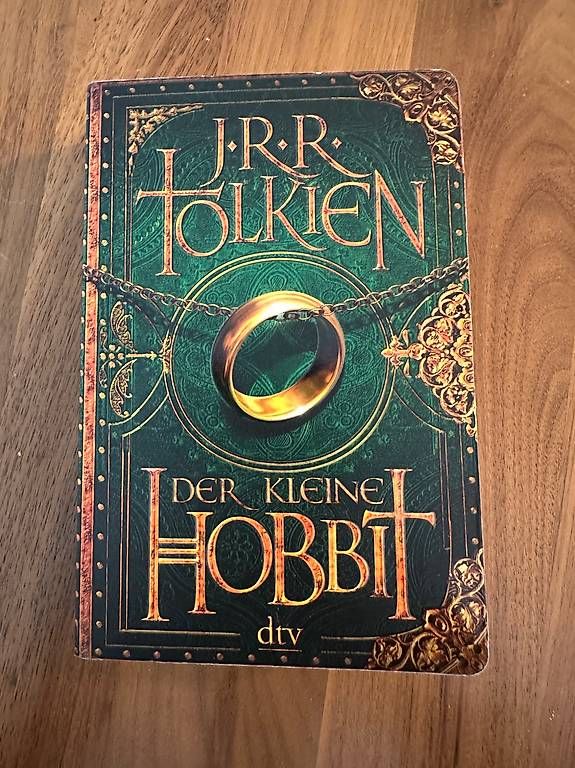 Bücher: J.R.R. Tolkien - Der kleine Hobbit – Gebraucht aus Meggen von