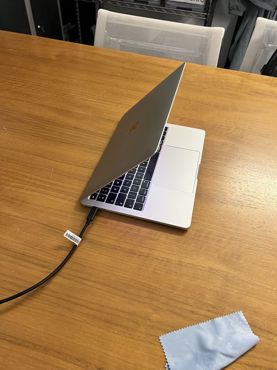 Apple Notebooks: Apple MacBook Pro 13 2020 i7 16GB RAM 1TB SSD Silver – Gebraucht aus Glattbrugg von sam-network 1