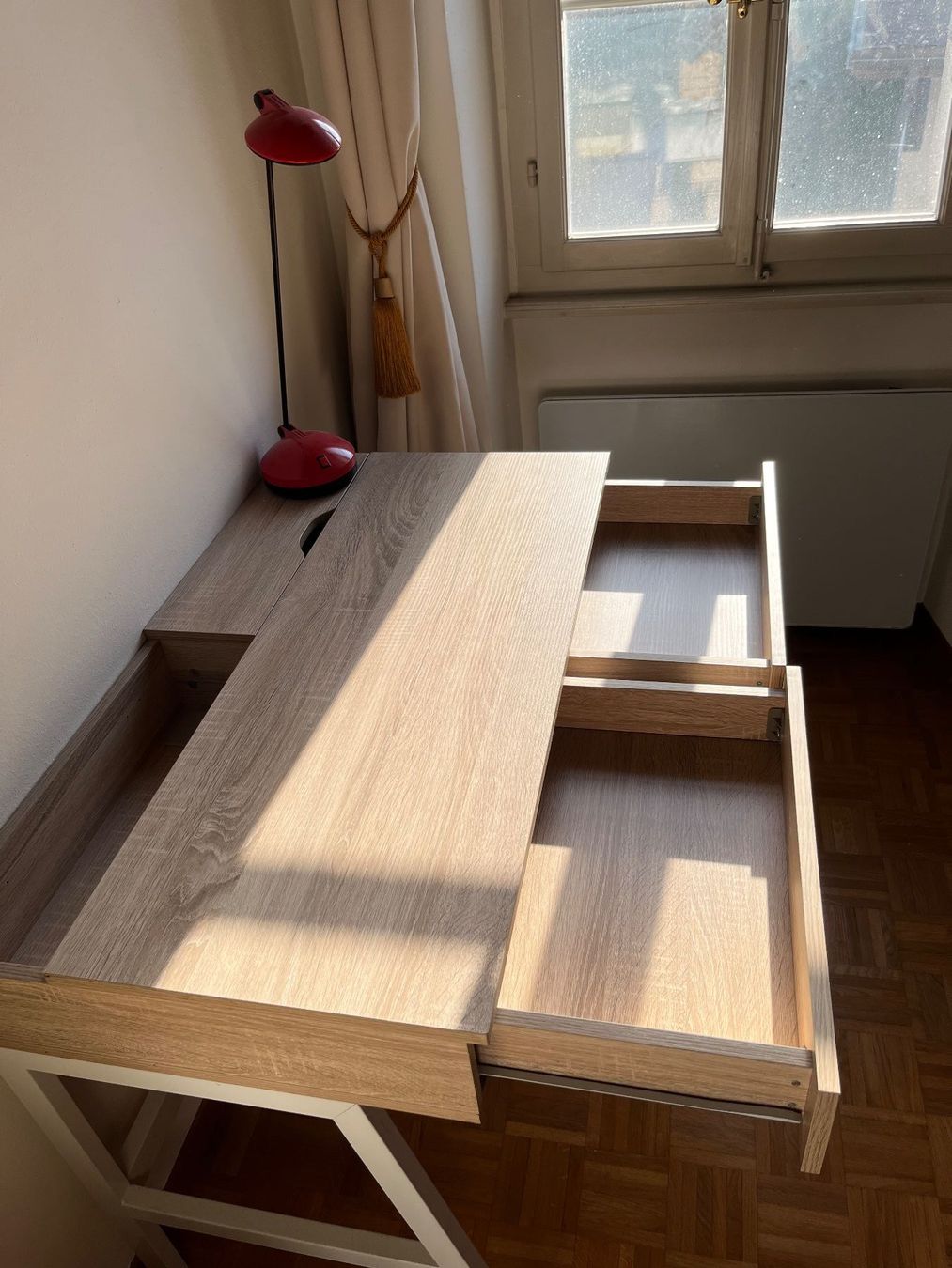 Schreibtische: Bureau et/ou chaise – Gebraucht aus Ecublens VD von hug_bzn2 1