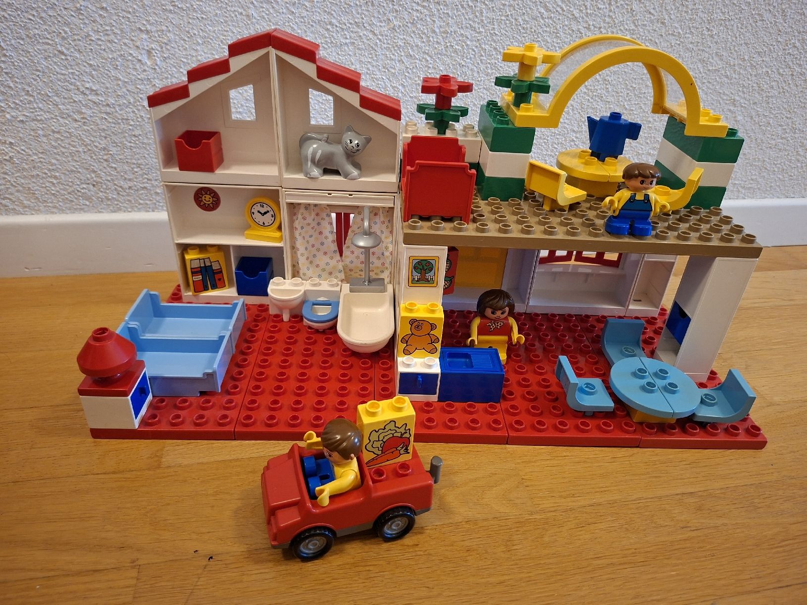 Lego Giocattoli: LEGO Duplo Haus / Wohnhaus – Usato da Balterswil venduto da Steineparadies