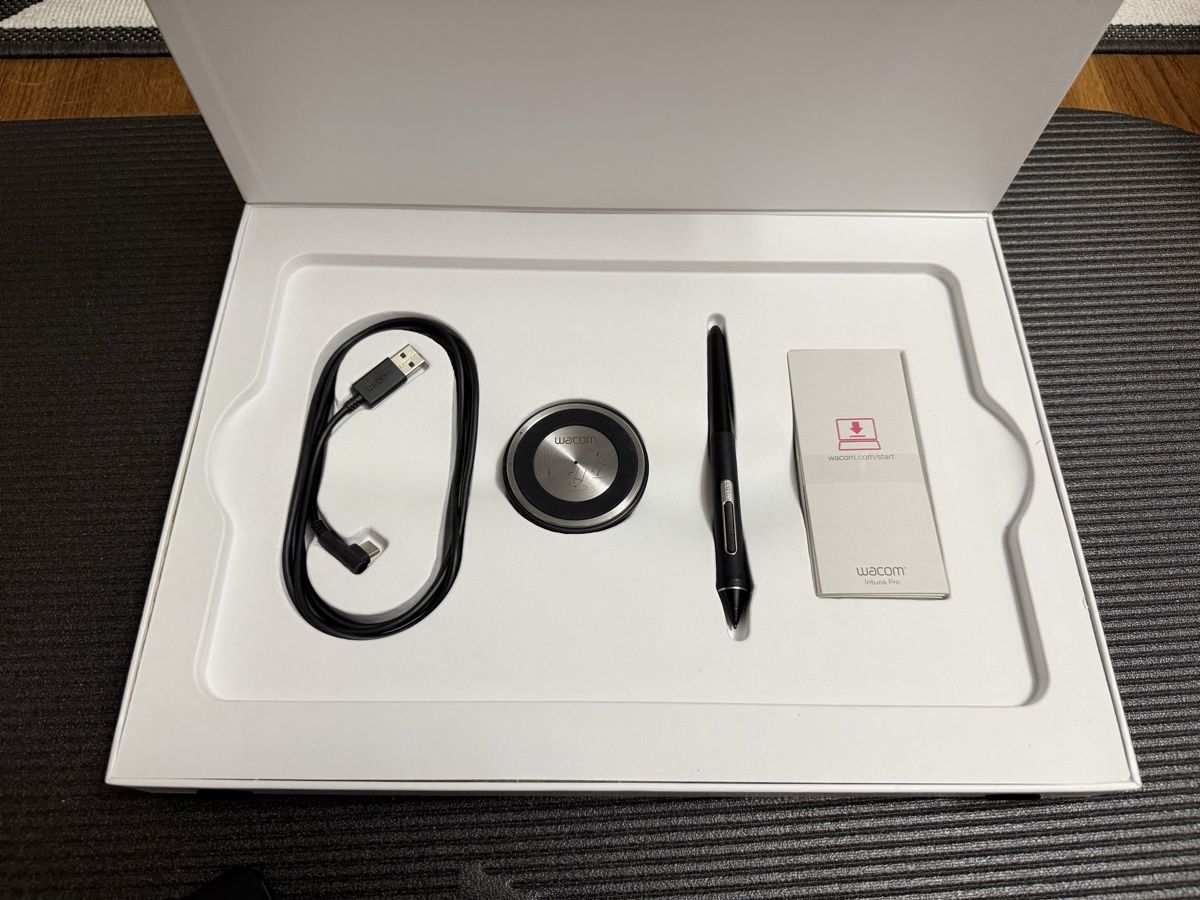 Tablet PC: Drawing tablet Wacom Intuos Pro M – Gebraucht aus Glattpark(Opfikon) von jos_fj2q 2