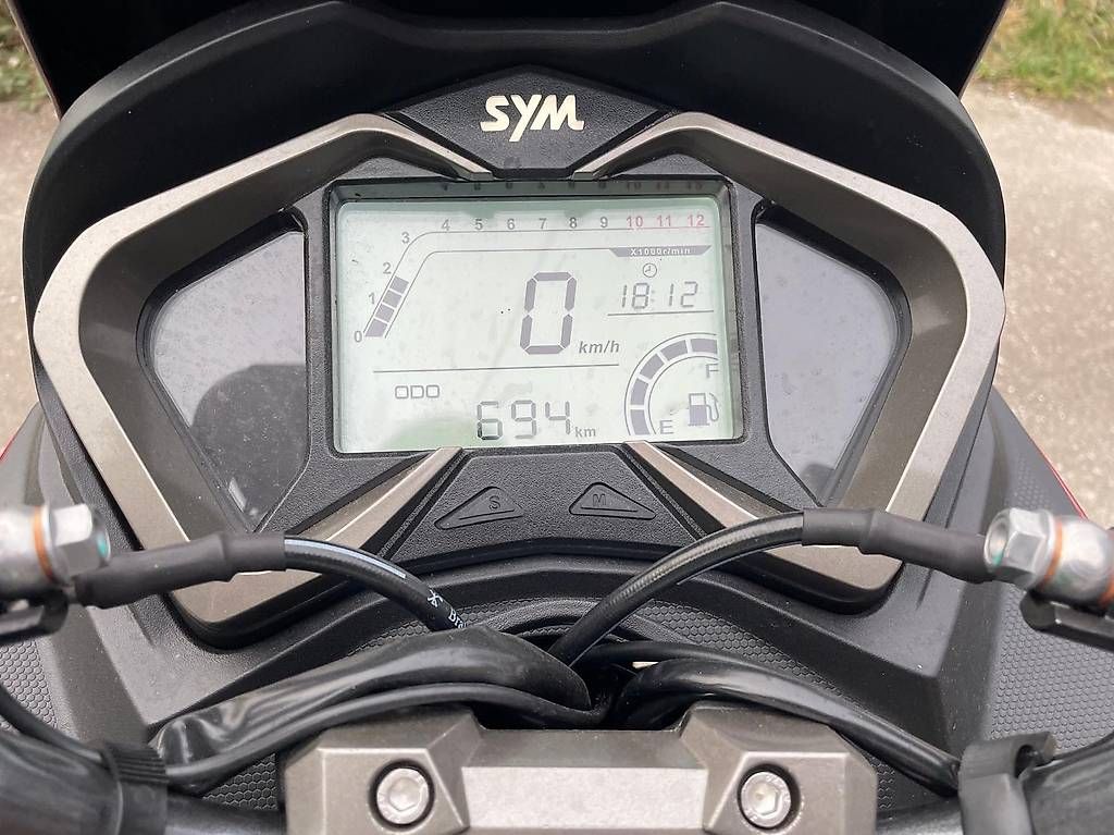 Sym Strada: SYM Roller 125ccm – Usato da Bertschikon venduto da Cimk 3