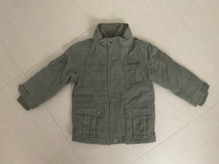 Warme Winterjacke  Junge Gr.104 neuwertig