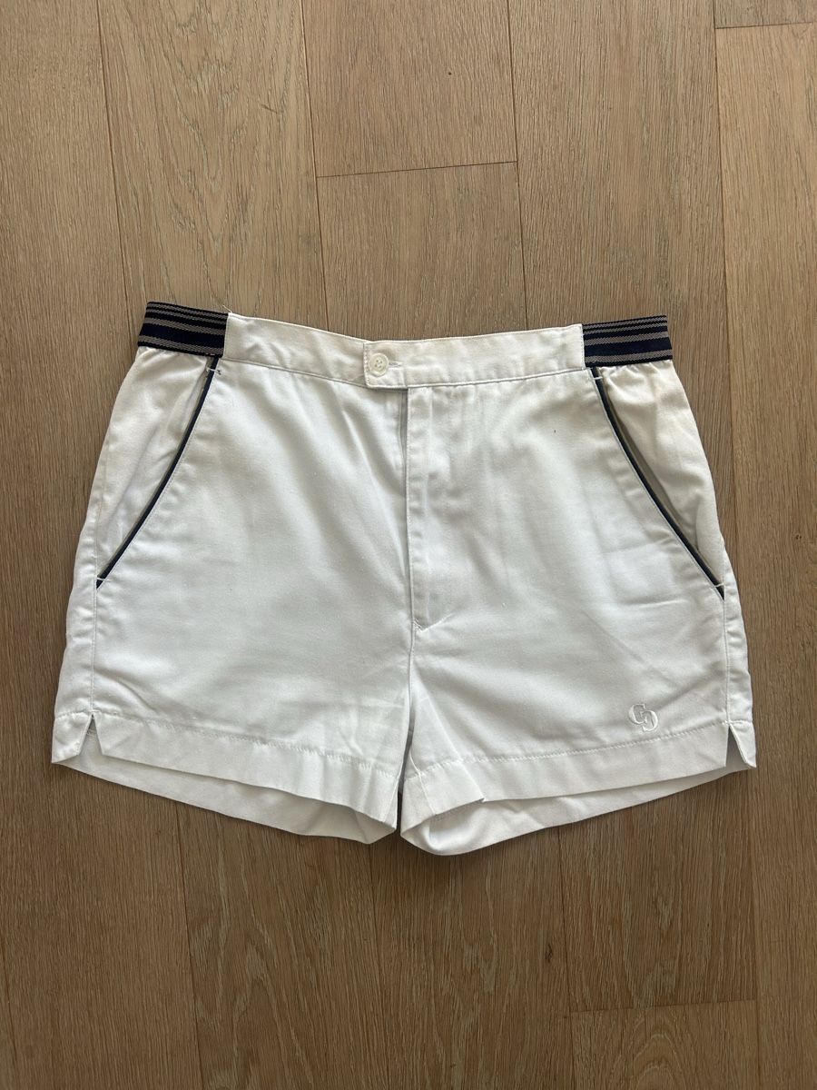 Pantalons: Damen Shorts weiss Grösse M – D'occasion à Bern par marleyy77