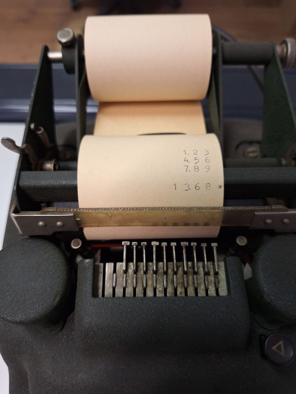 Tutte le macchine: Vintage Rechenmaschine von Addo – Usato da Brütten venduto da Mike164 6