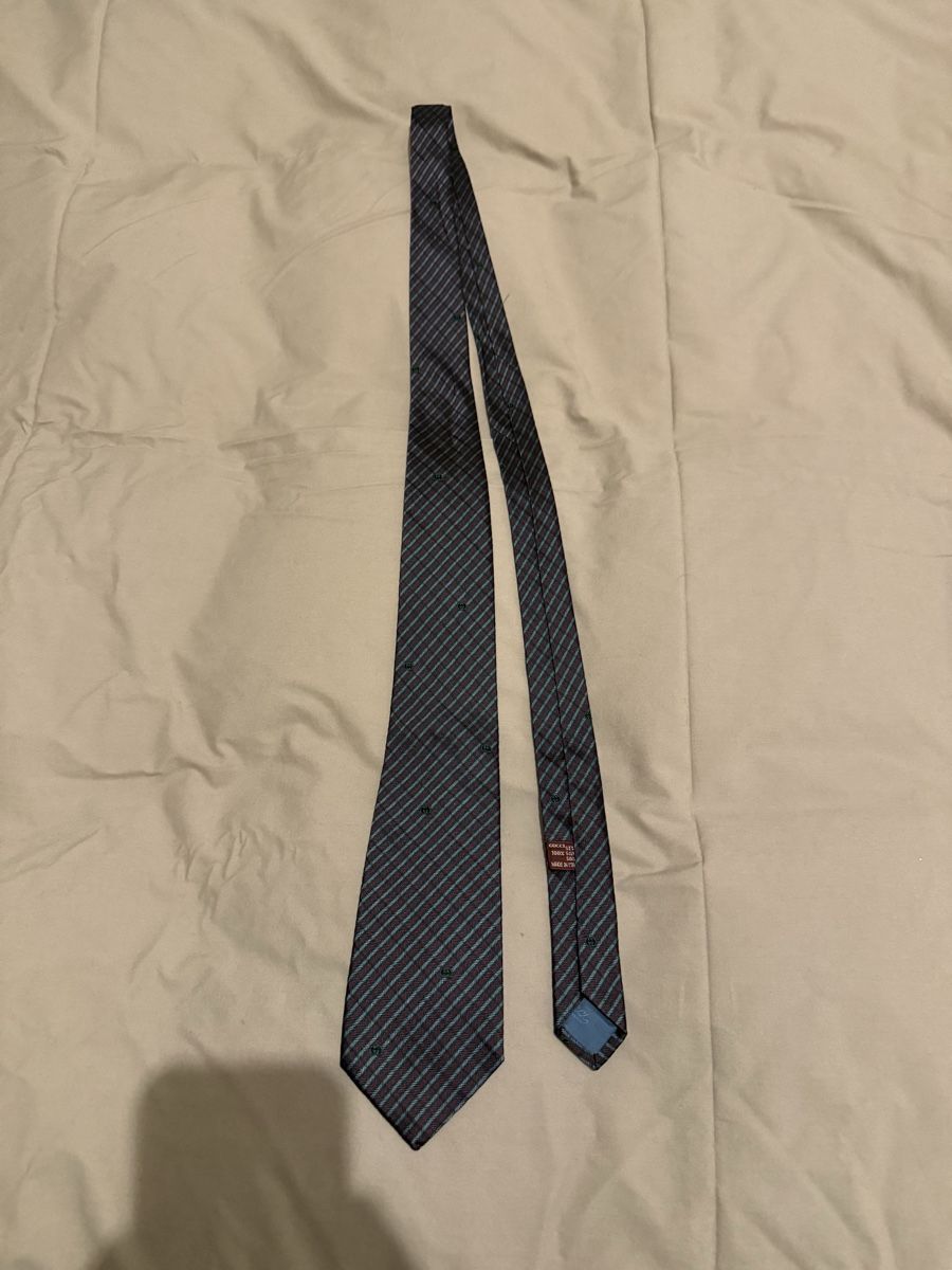 Gucci Cravatte: CRAVATE GUCCI - SILK - 70cm – Usato da Genève venduto da Emorejac