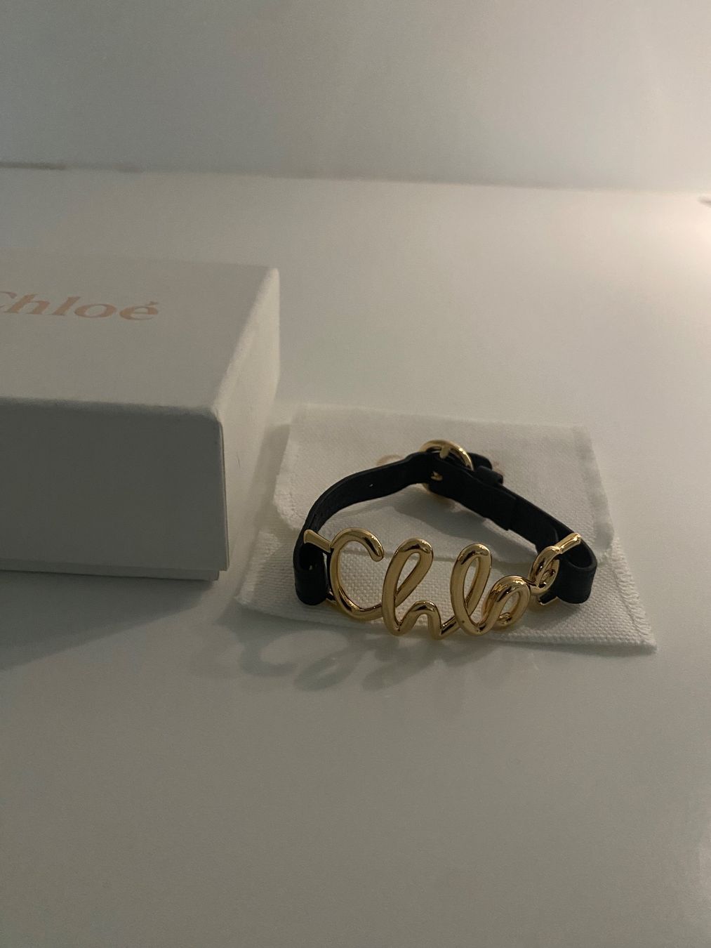 Chloé Armbänder & -reifen: Chloe Armband Neu Schwarz Leder – Neu (gemäss Beschreibung) aus Holderbank SO von SUS-2021