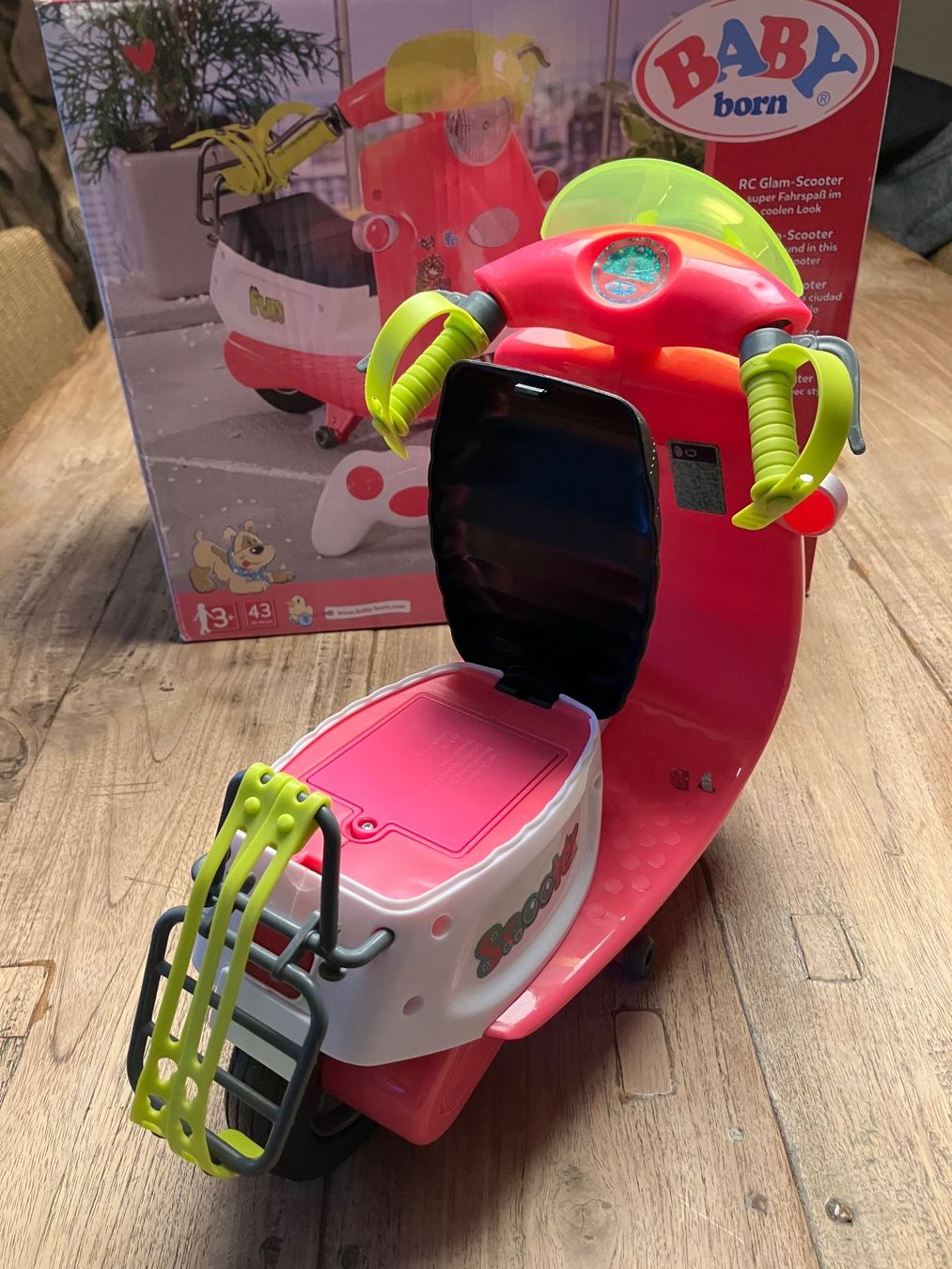 Zapf Creation Giocattoli: Baby Born RC Scooter – Usato da Wichtrach venduto da mryter01 1