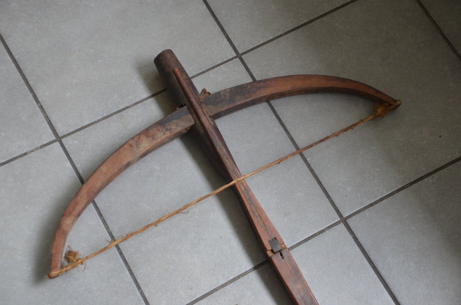 Tiro con l'arco: Alte Armbrust / Arbalète ancienne – Usato da Collonges venduto da arashee 4