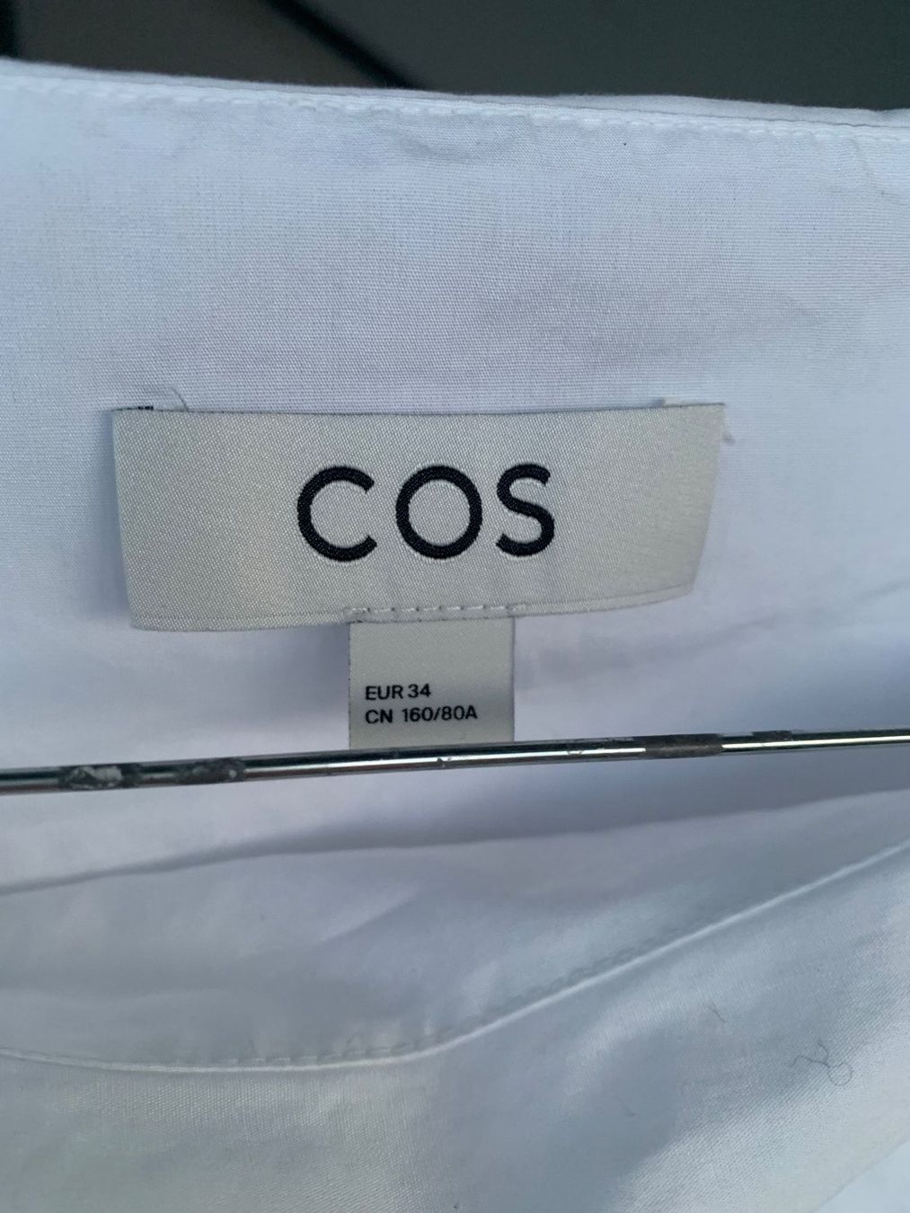 Cos Camicette: Bluse von COS, weiss, Gr. 34 – Nuovo (secondo la descrizione) da Au ZH venduto da Clio72 2
