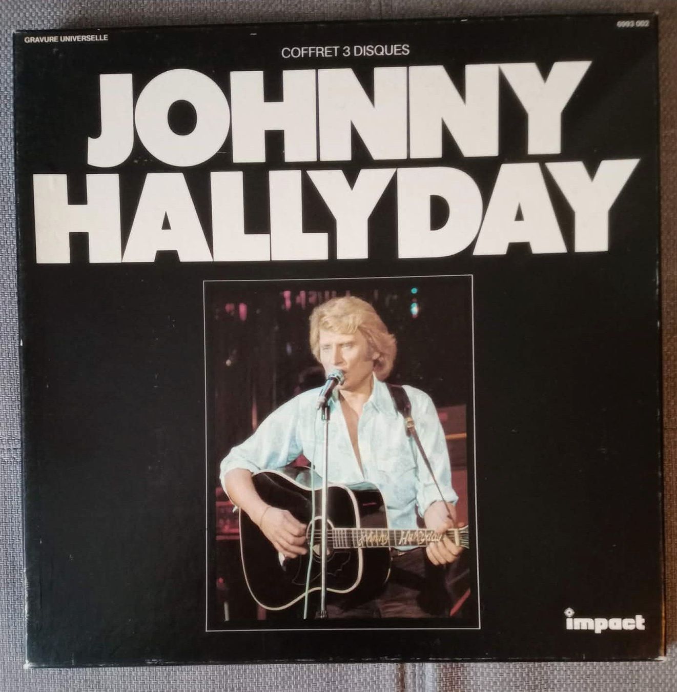 Dischi in vinile: Johnny Hallyday / Coffret - Box 3 x disques vinyles – Usato da Le Locle venduto da borgespatricia