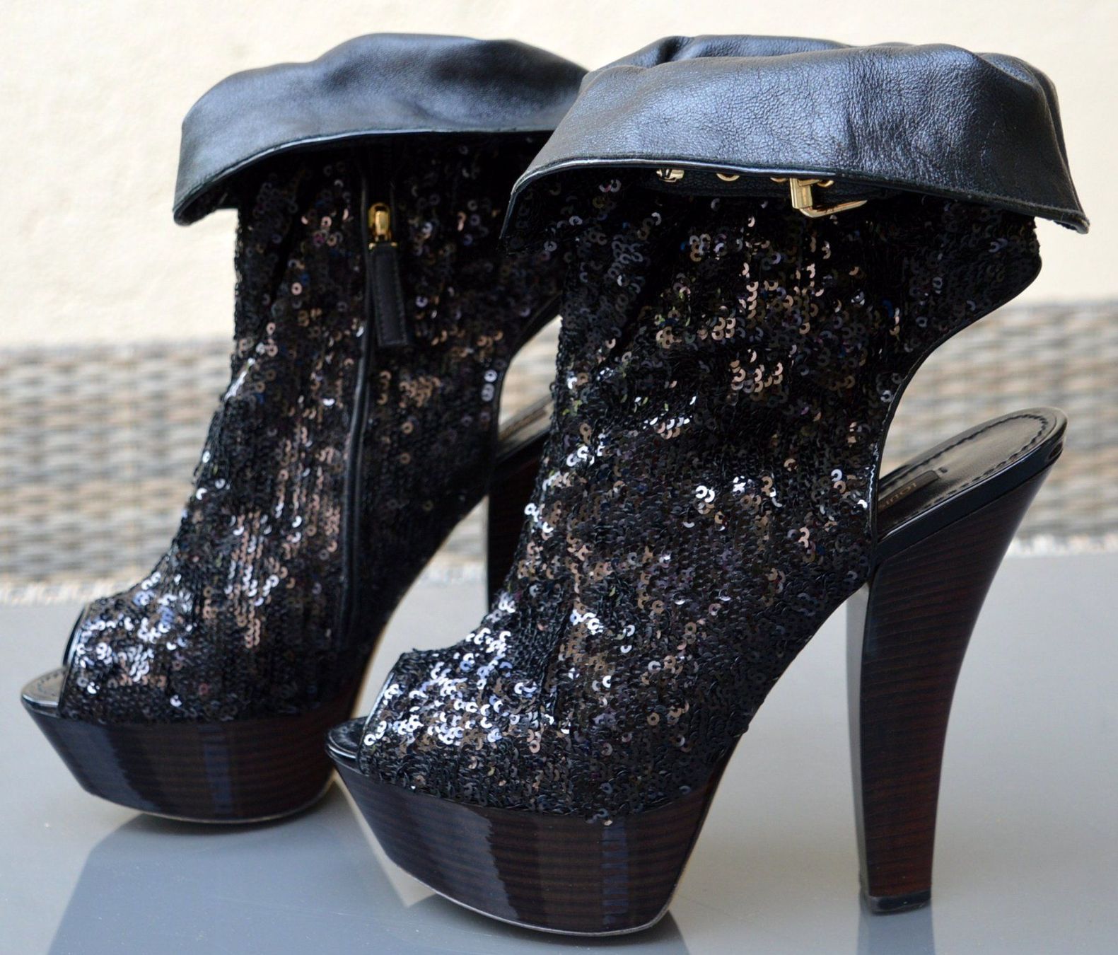 Louis Vuitton Scarpe da donna: Boots / bottes Louis Vuitton Runway Peep Toe .38 – Usato da Collonges venduto da Auganien 4
