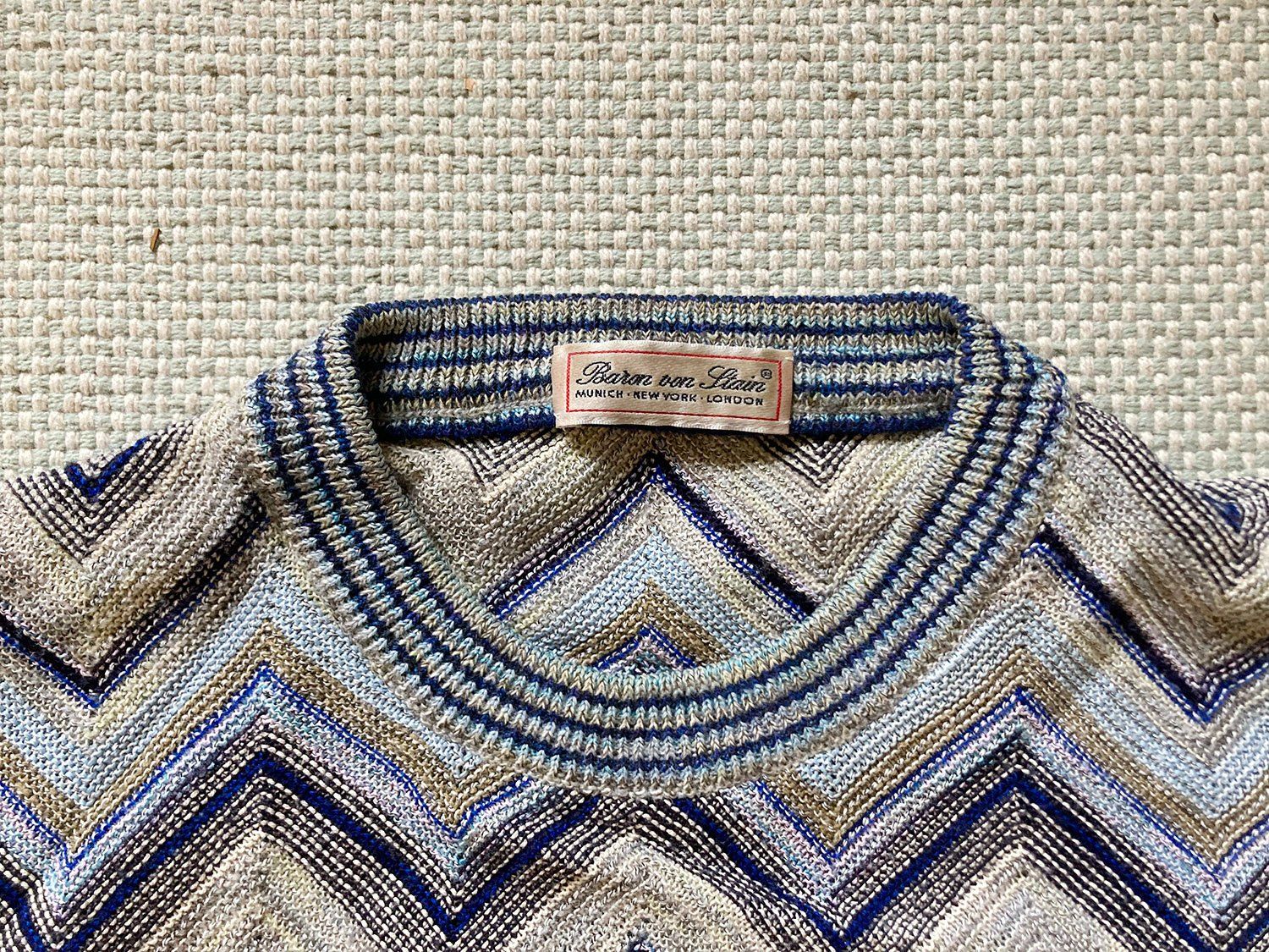 Pullover & Sweatshirts: Baron von Stain Strickpullover, Grösse L, Seide – Gebraucht aus Bern von duplo_21 1