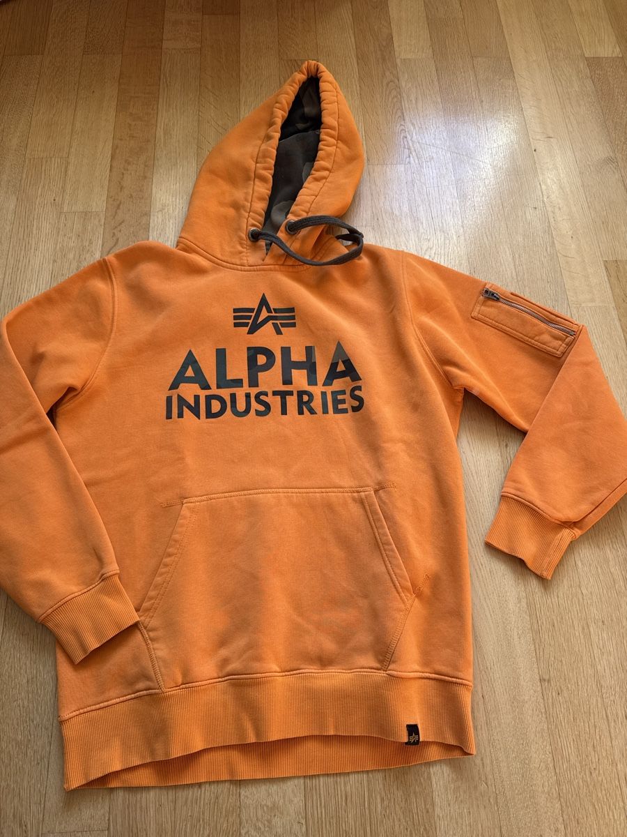 Alpha Industries Maglioni & Felpe: Alpha Industries Hoodie Gr. M  – Usato da Mauren venduto da ducducturi