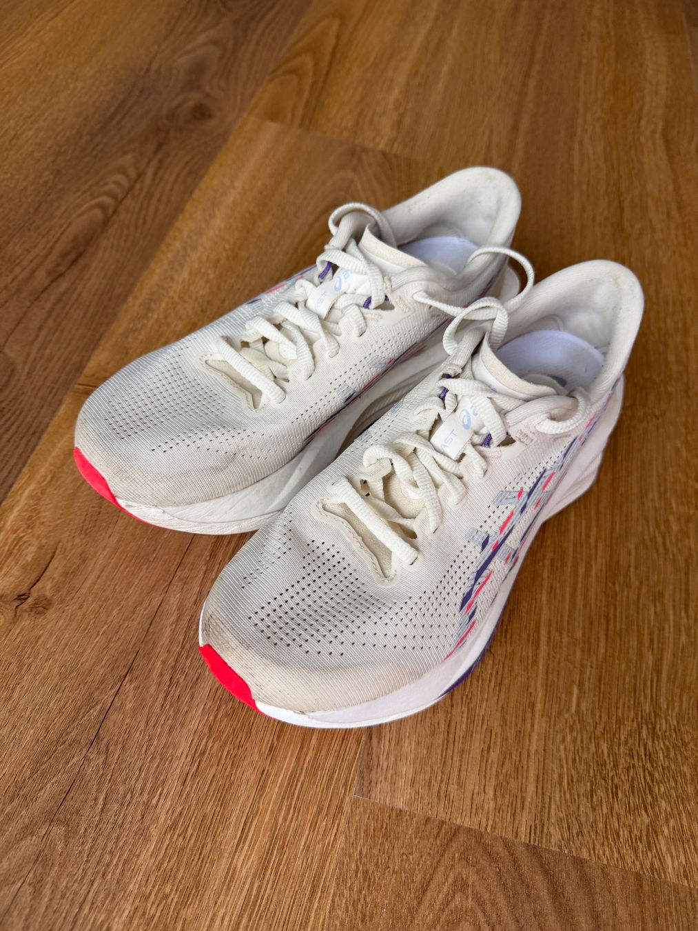 Asics Scarpe da donna: Asics Sonicblast (38) – Nuovo (secondo la descrizione) da Winterthur venduto da xywint 1