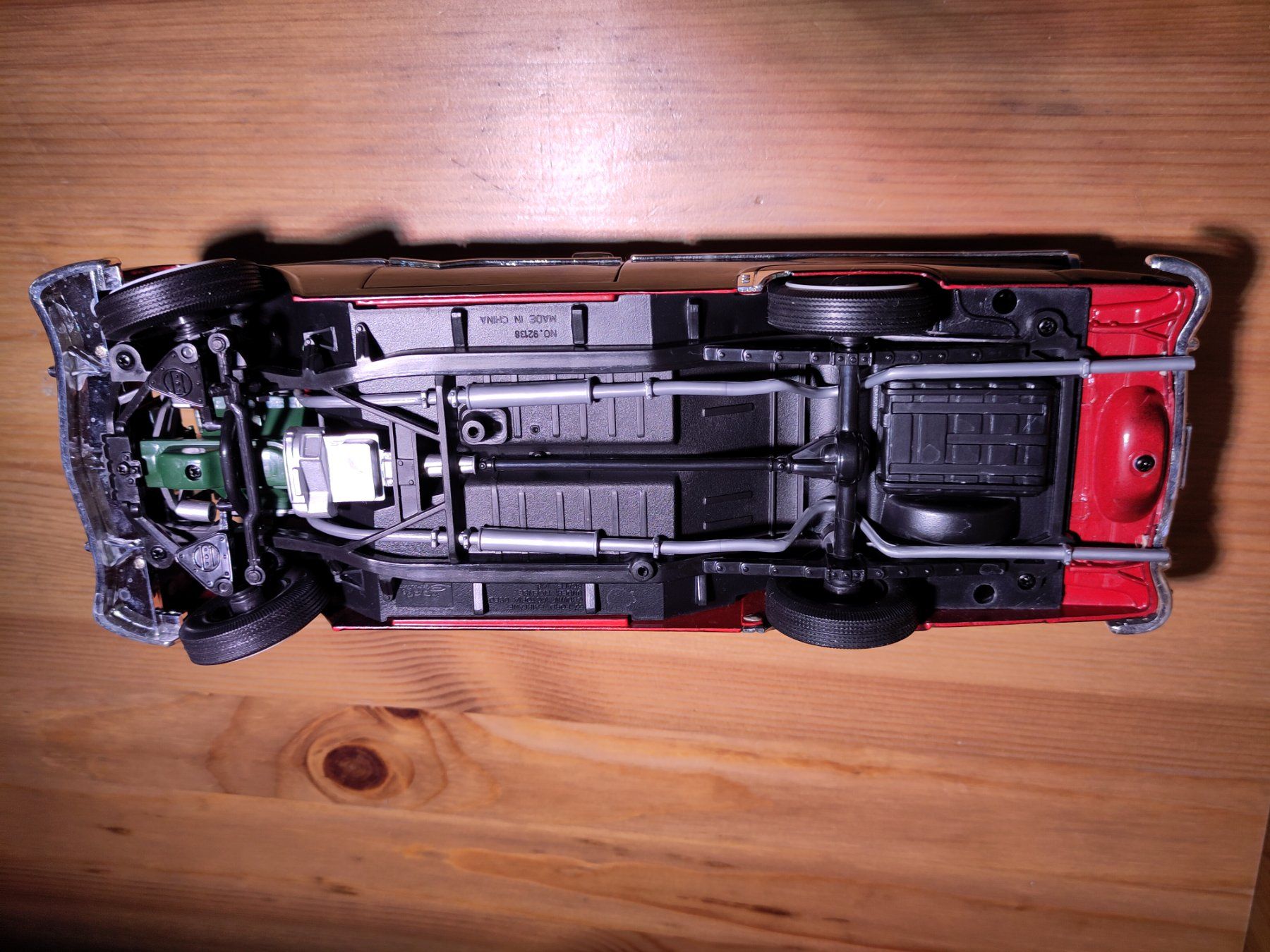 Modellini d'auto: Modellauto Ford Fairlane 1/18 – Usato da Bülach venduto da Tiefschlaflos 3