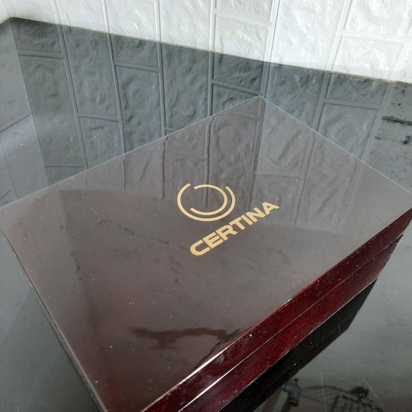 Certina Montres: Erstklassige Limited Edition Certina Uhrbox – D'occasion à Unterägeri par Altgoldschmuck 4