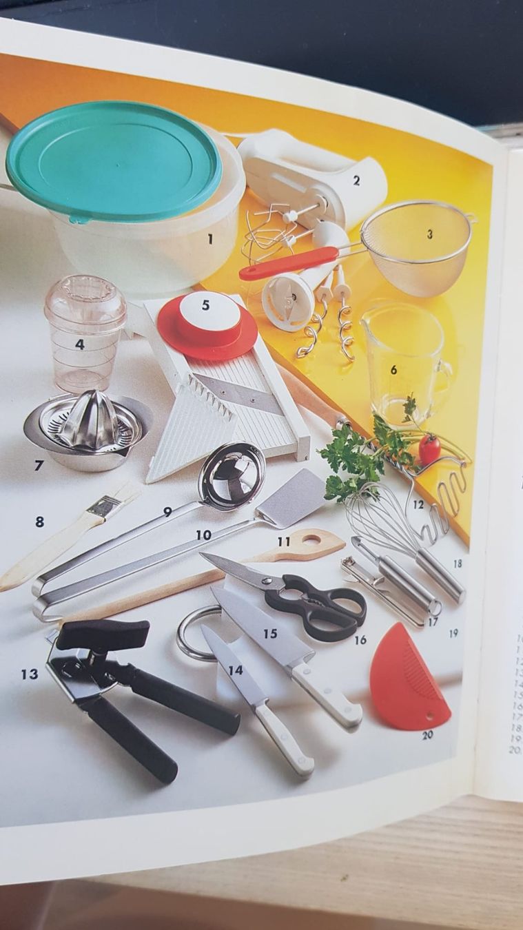 Libri: Kochbuch Studentinnenküche einfache Rezepte - GRATIS – Usato da Spiegel b. Bern venduto da sus_xj97 1