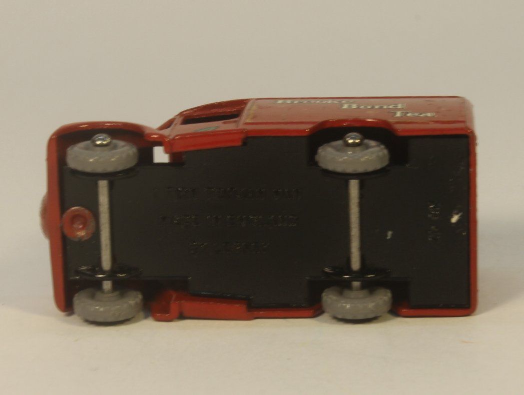 Matchbox Modellini d'auto: Matchbox Lesney 47A Trojan Van OVP – Usato da Zofingen venduto da Trukli58 5